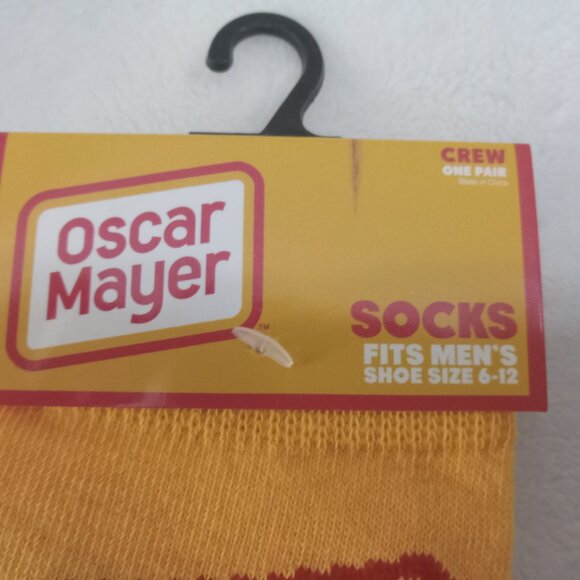 FASHION STATEMENT NWT NOVELTY SOCKS -PRINGLES, PEZ AND OCSCAR MEYER - SIZE 6-12 - Picture 5 of 7